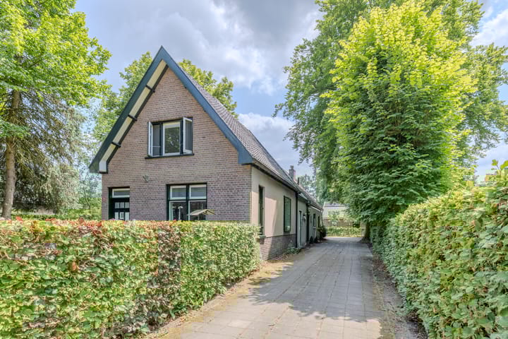 Photo 8 of Hoog Buurloseweg 115