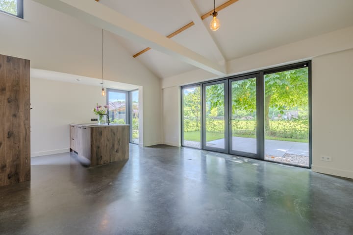 Photo 25 of Hoog Buurloseweg 115