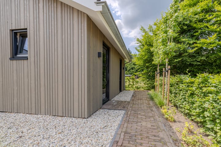 Photo 39 of Hoog Buurloseweg 115