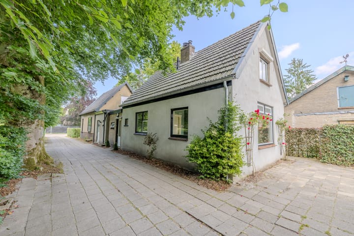 Photo 9 of Hoog Buurloseweg 115