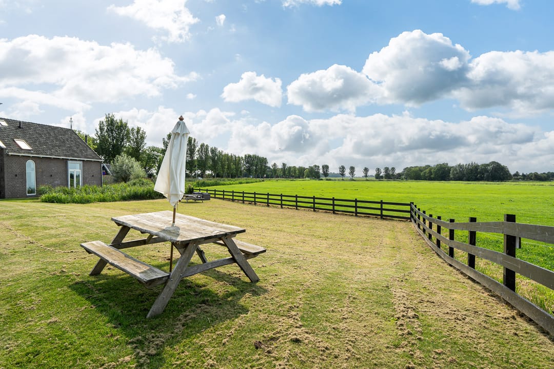 Photo 62 of Meerweg 4