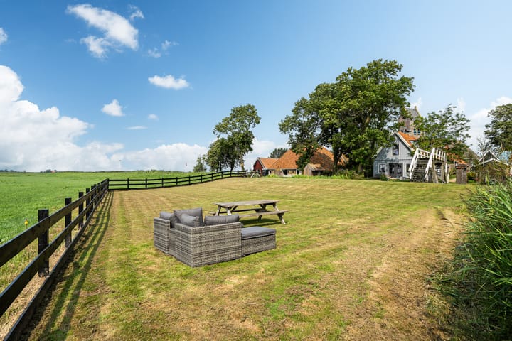 Photo 63 of Meerweg 4