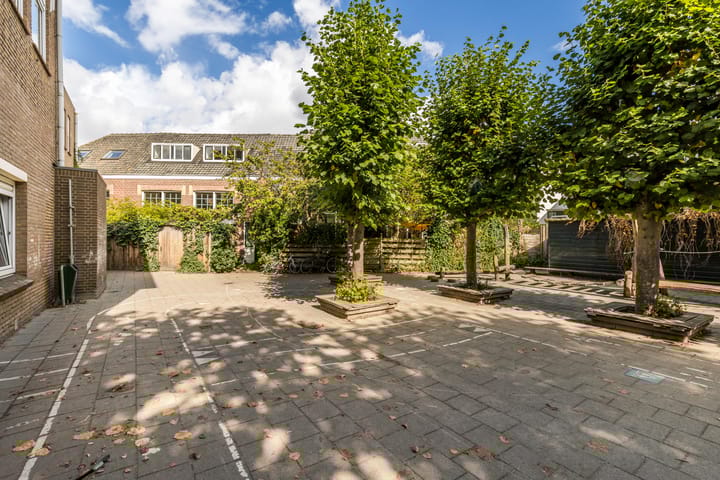 Foto 73 van Hilleniussingel 25