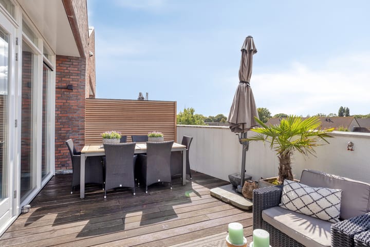 Photo 10 of Spoorlaan 11