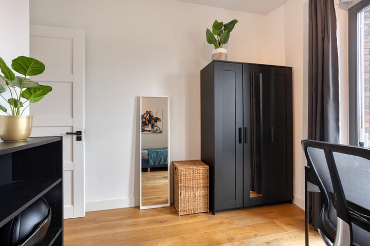 Photo 23 of Spoorlaan 11