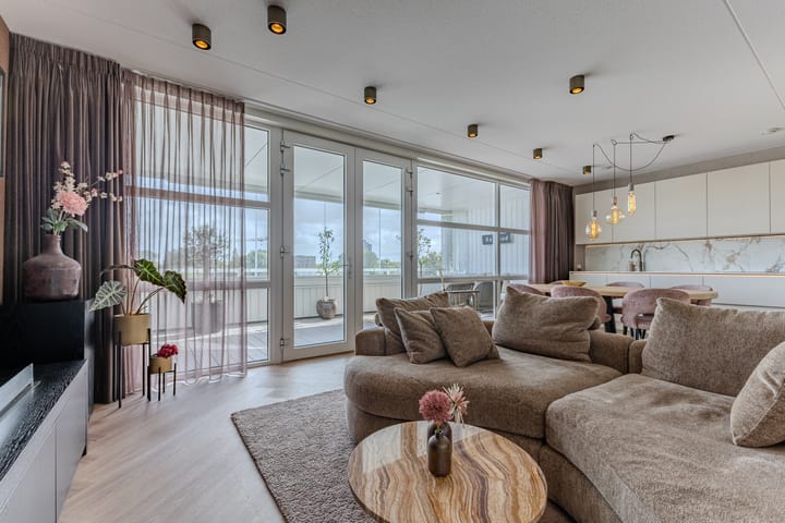 Foto 4 van Zuideinde 80-E