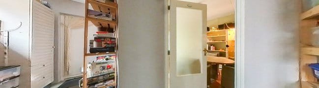 Berging en badkamer 2