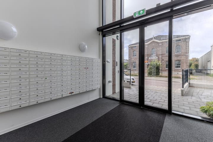 Foto 29 van Zuideinde 80-E