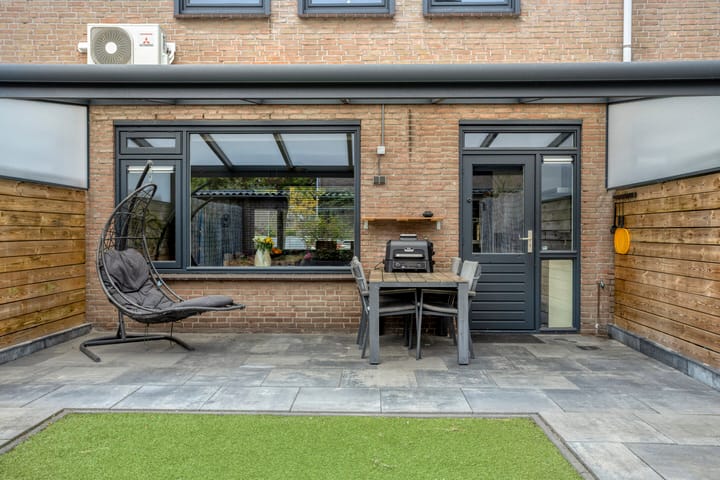 Foto 15 van Jacob Oppenheimstraat 136