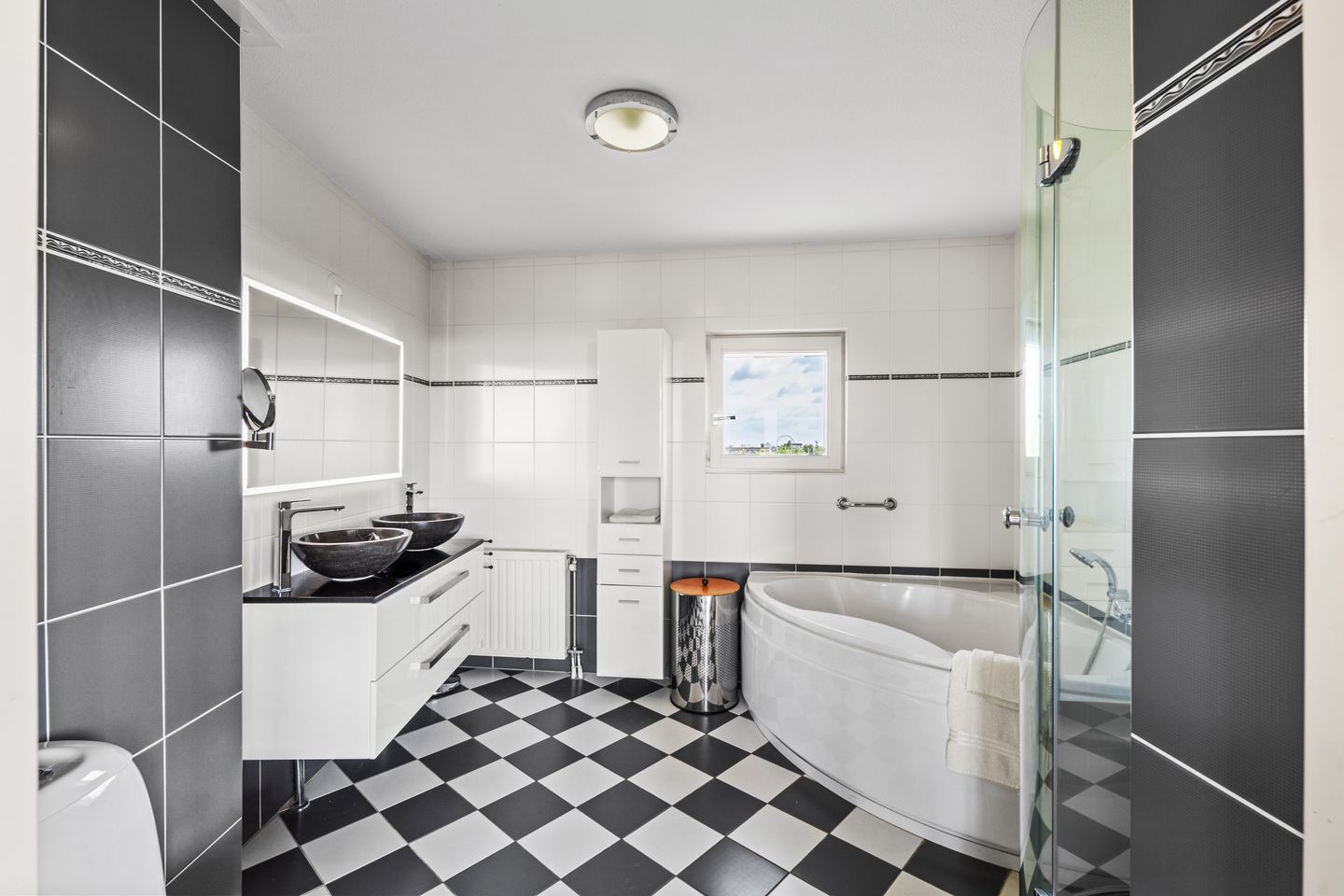 Foto 35 van Van Leeuwenhoeklaan 78