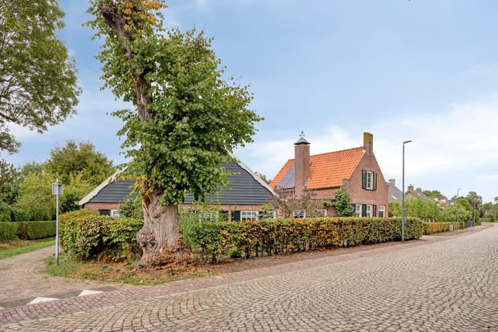 Photo 2 of Leijsenstraat 33