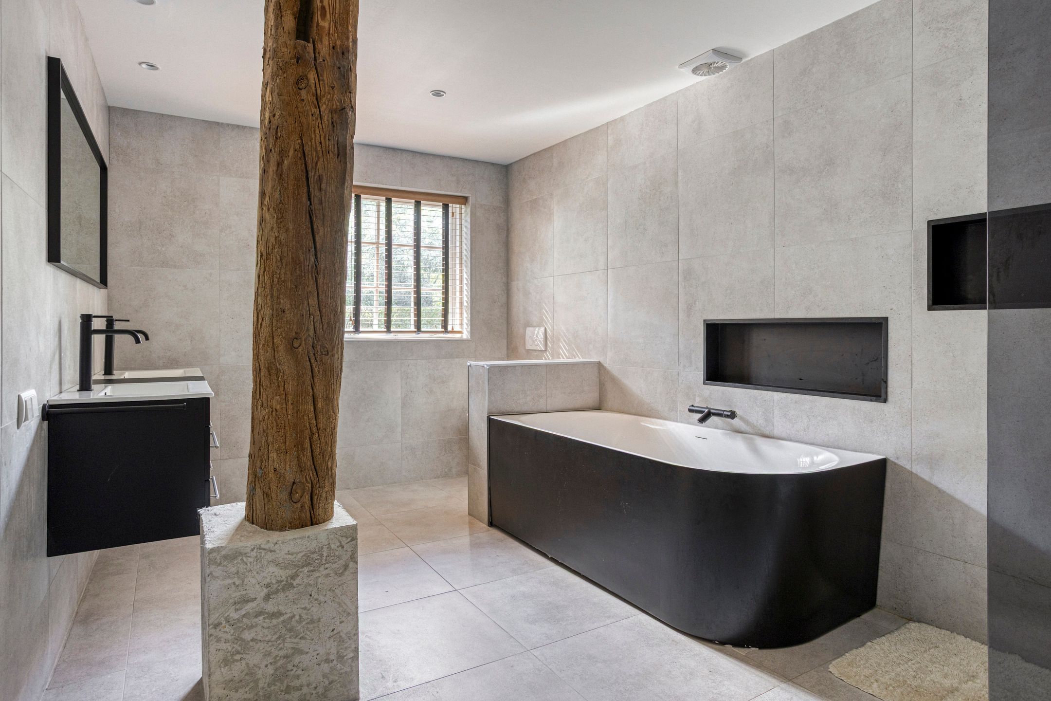 Foto 42 van Leijsenstraat 33