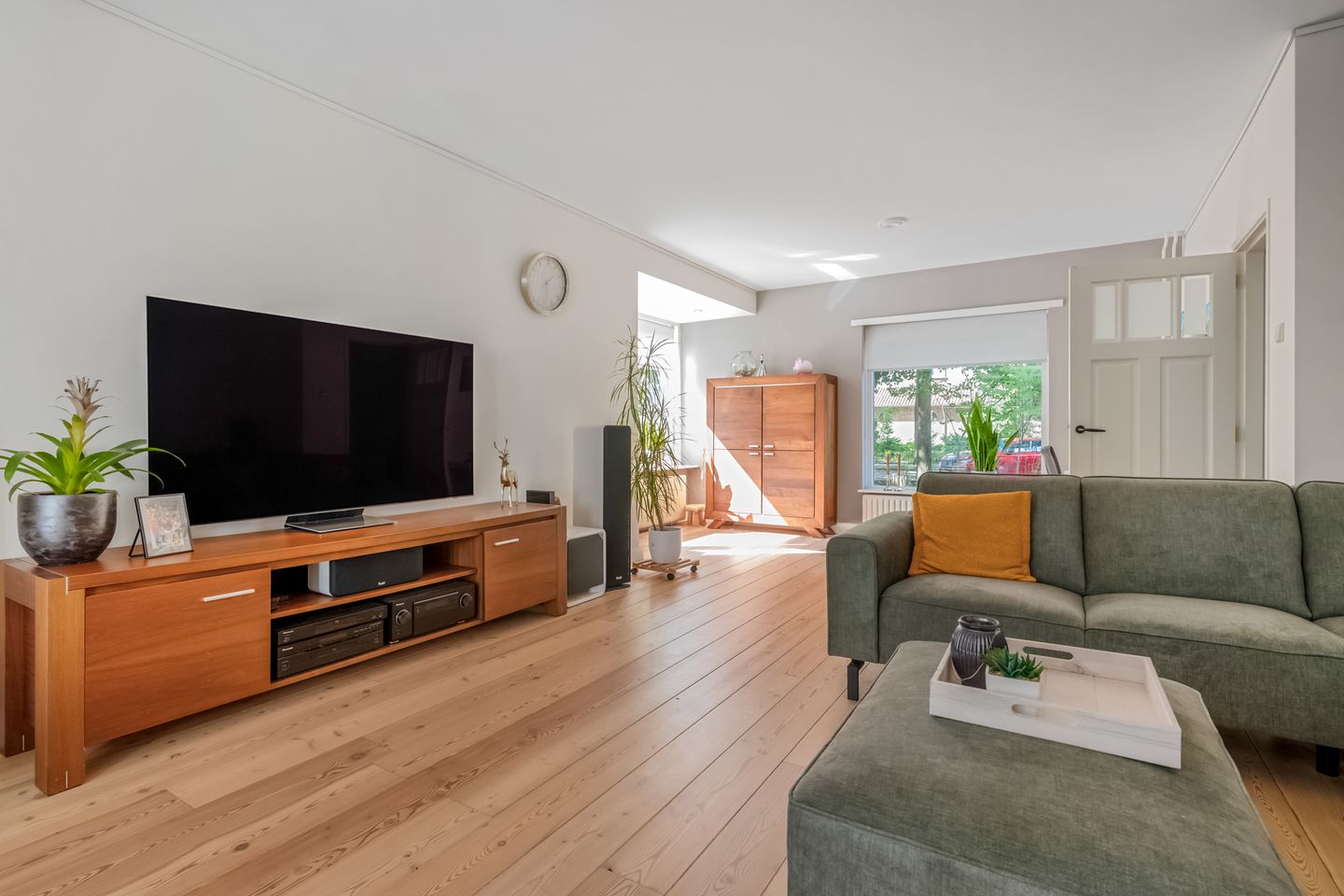 Photo 10 of Juliana van Stolberglaan 7