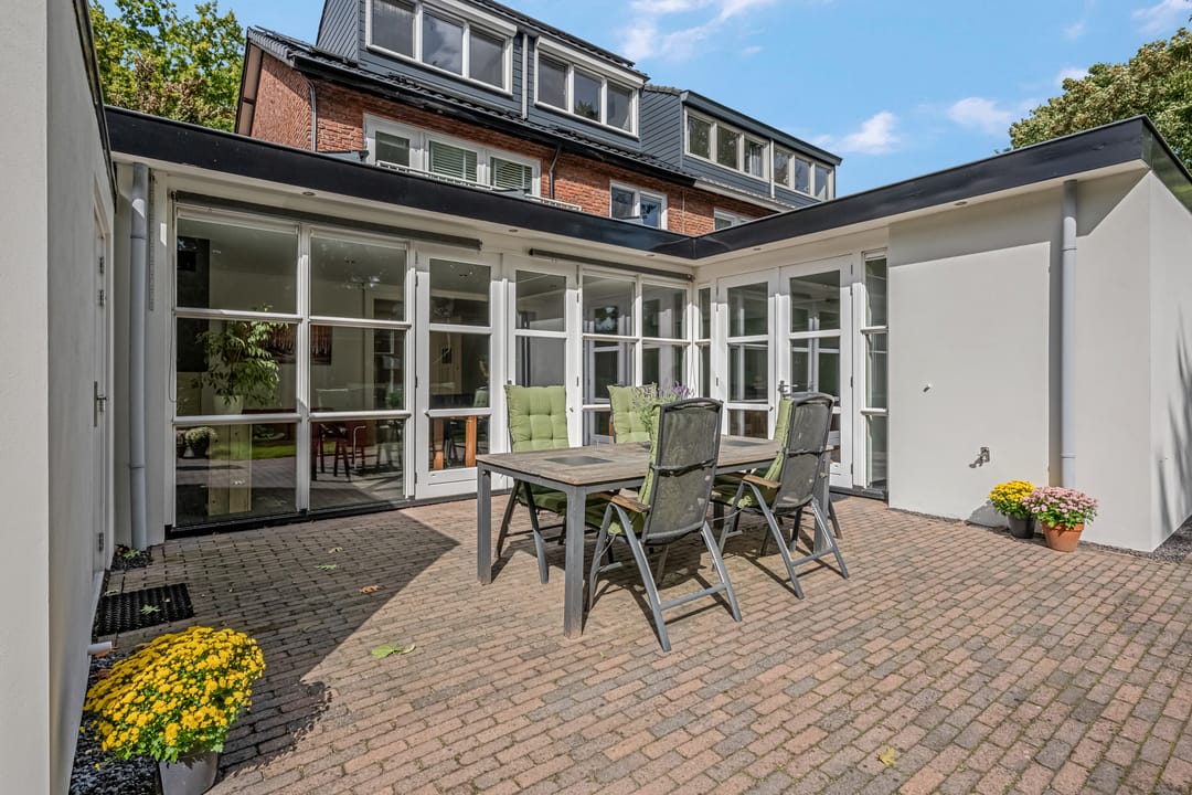 Photo 37 of Juliana van Stolberglaan 7