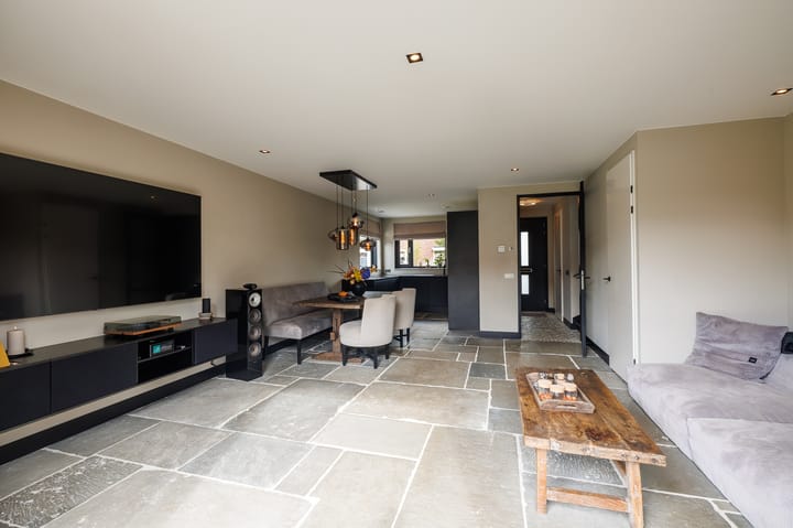 Foto 12 van Breeveen 25