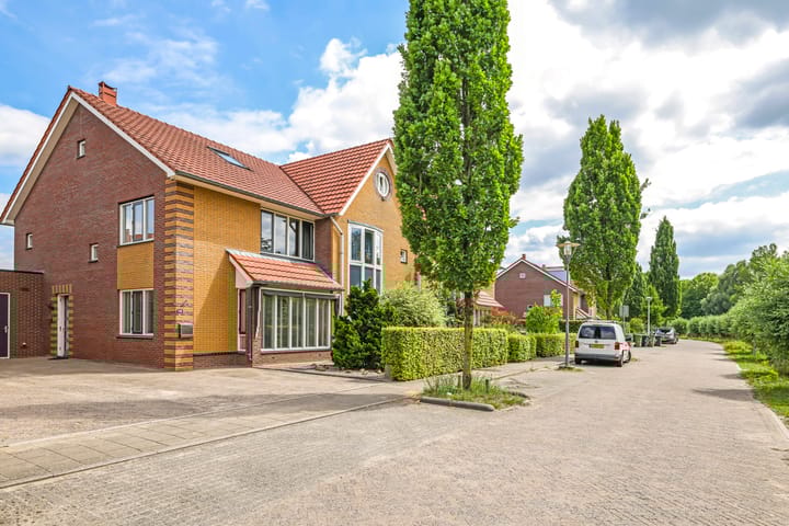 Photo 65 of Weefgewichtstraat 116