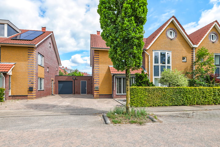 Photo 66 of Weefgewichtstraat 116