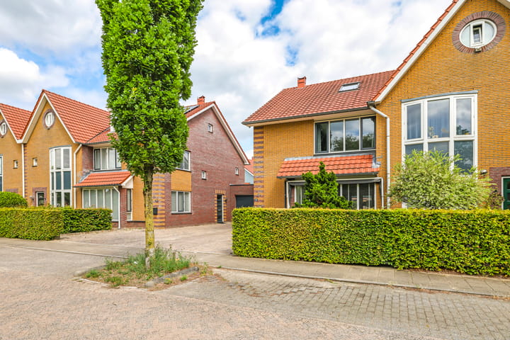 Photo 67 of Weefgewichtstraat 116