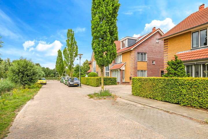 Photo 68 of Weefgewichtstraat 116