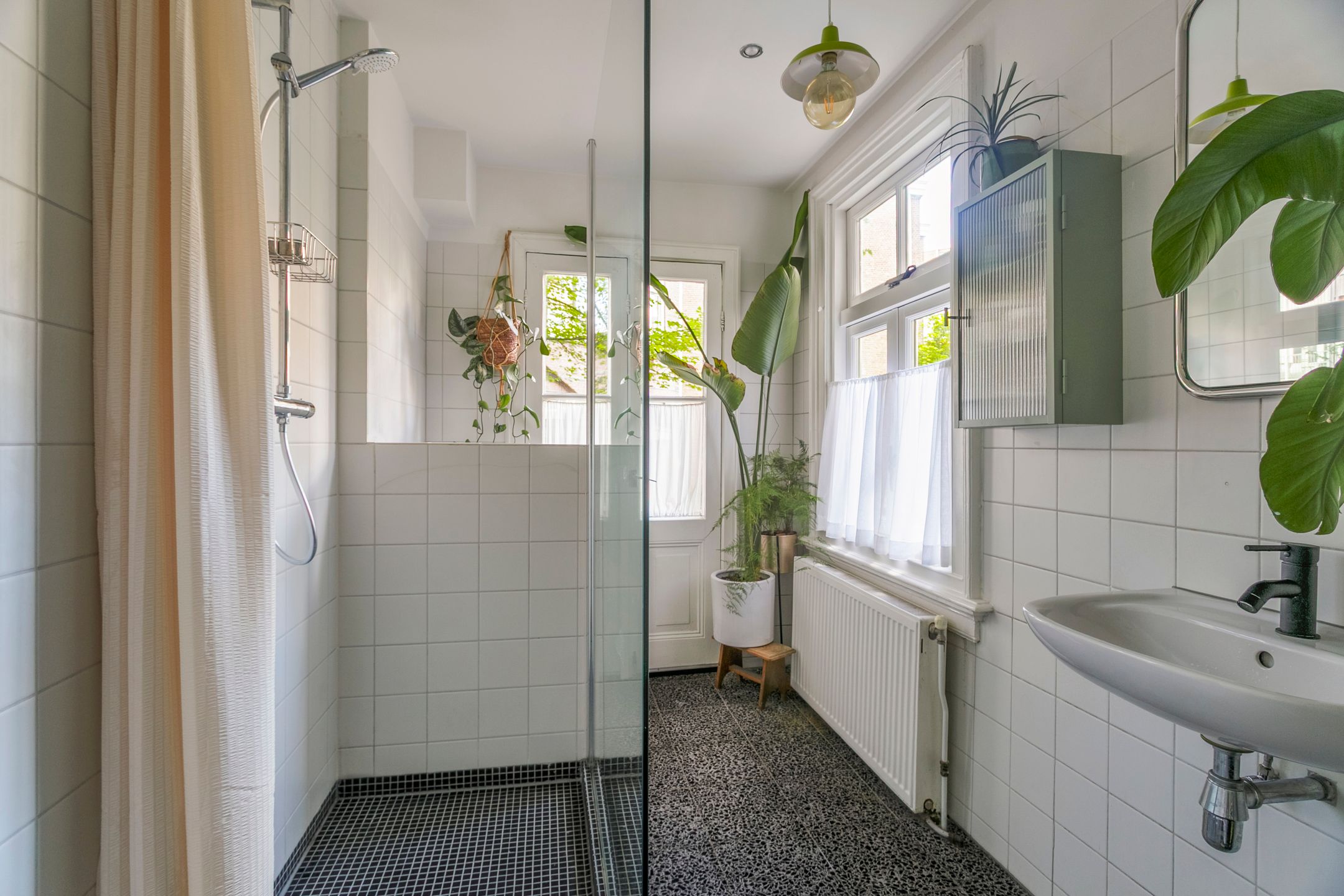 Photo 15 of Van Oldenbarneveldtstraat 96-AH