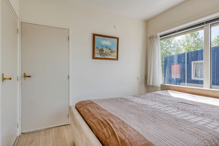 Foto 15 van Tolberterstraat 1-II