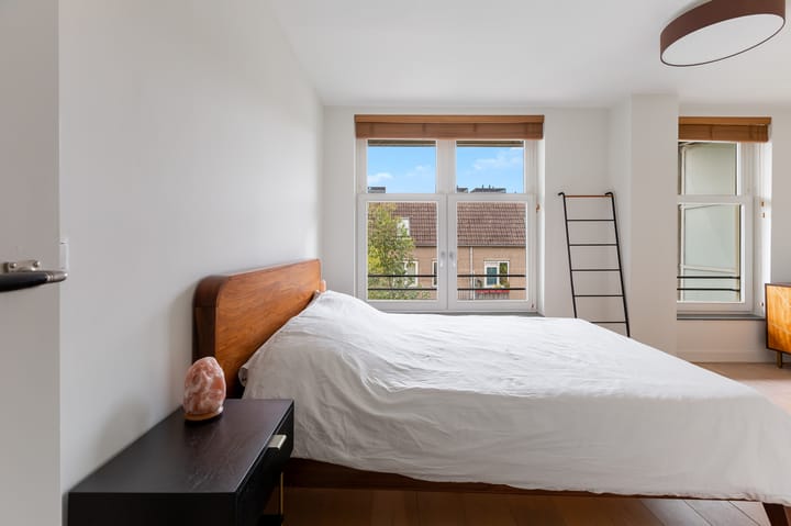 Foto 21 van Spaarndammerstraat 111-B