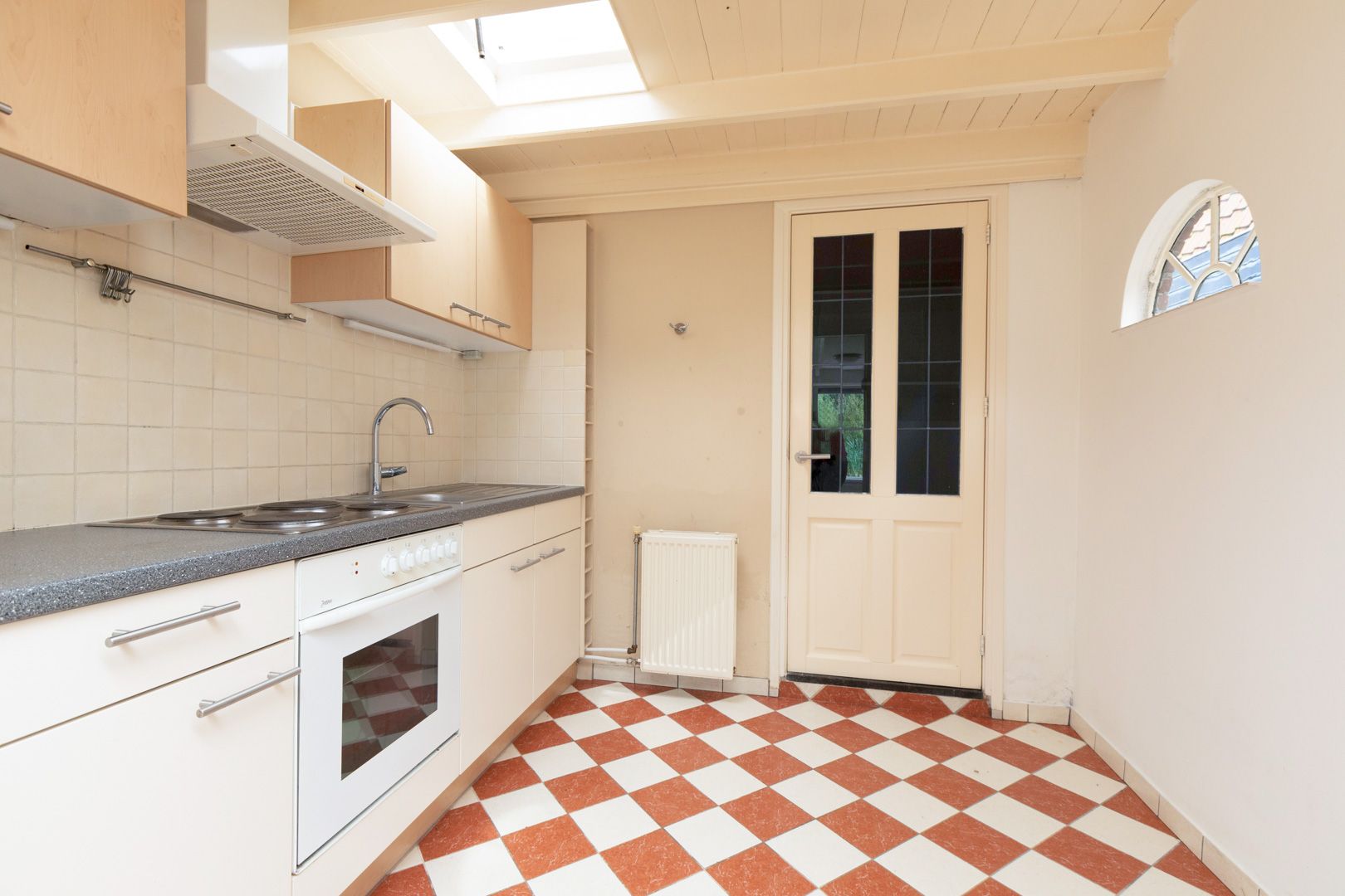 Foto 9 van Jeltewei 164