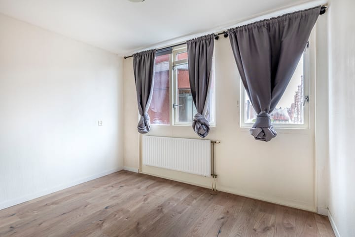 Foto 28 van Graaf Balderikstraat 149