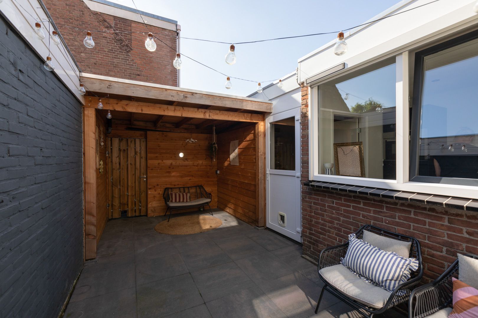 Foto 30 van Monnikstraat 9