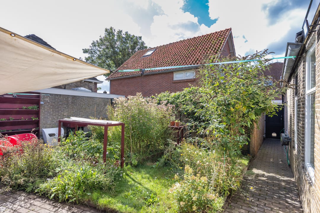 Foto 32 van Tsjerkebuorren 31