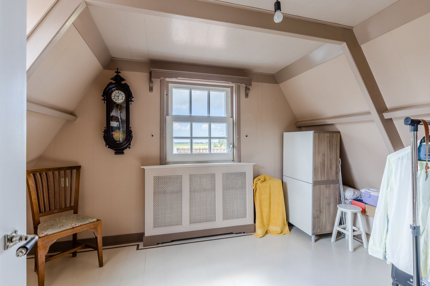 Photo 35 of J.J. Allanstraat 77