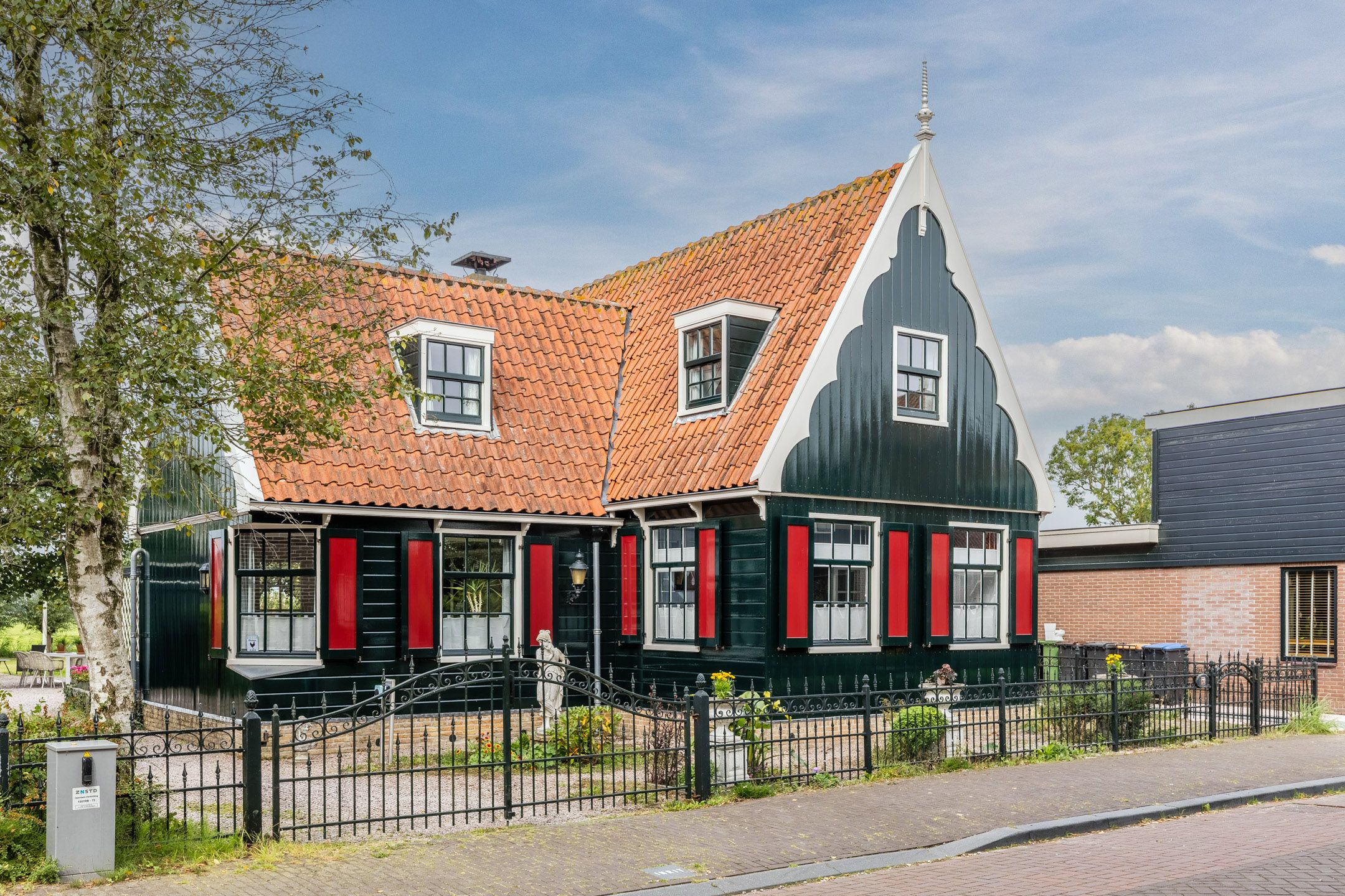 Photo 78 of J.J. Allanstraat 77