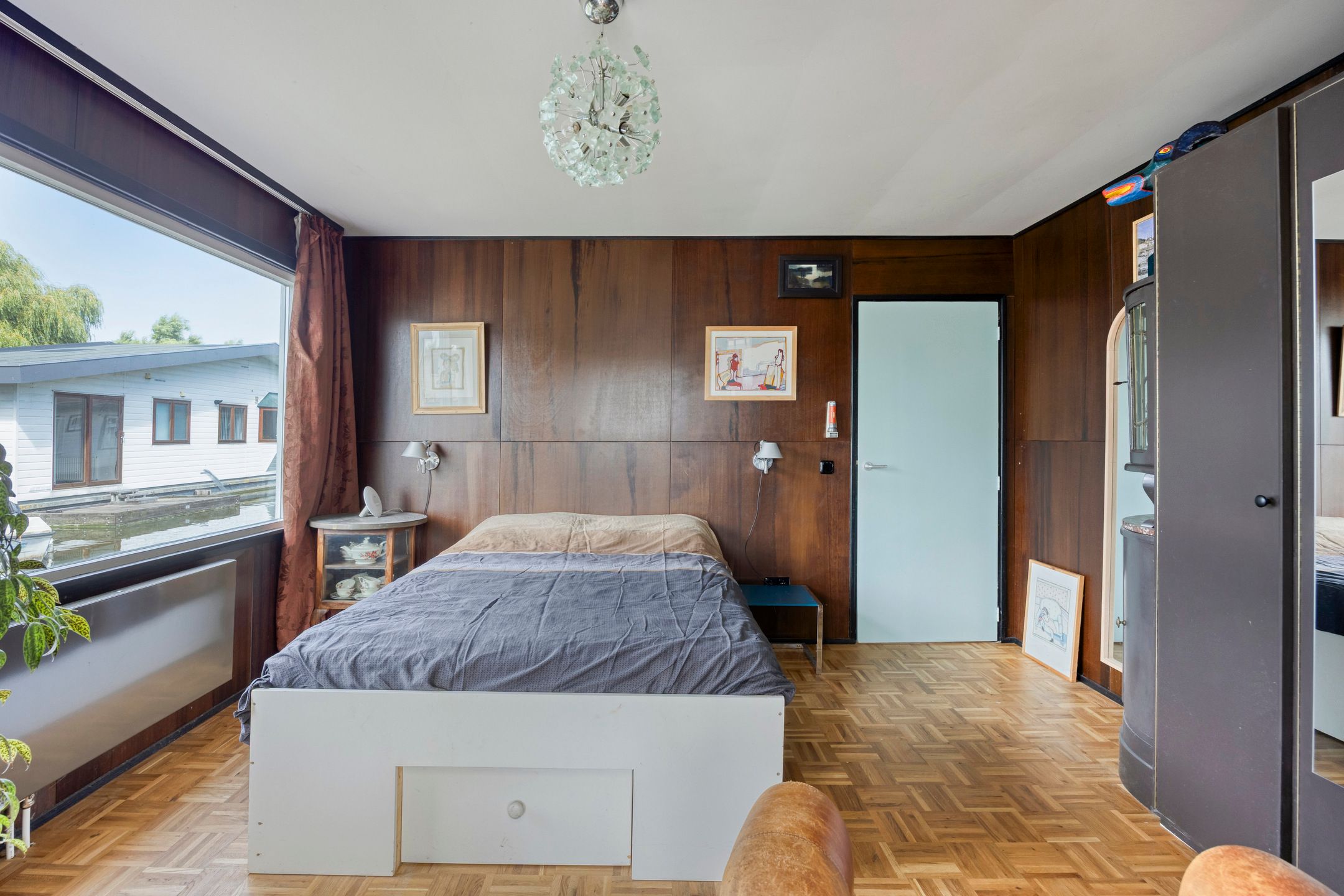 Foto 21 van Kalf R 7-ROOD