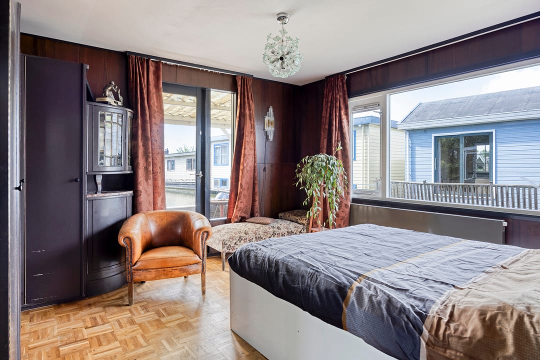 Foto 22 van Kalf R 7-ROOD