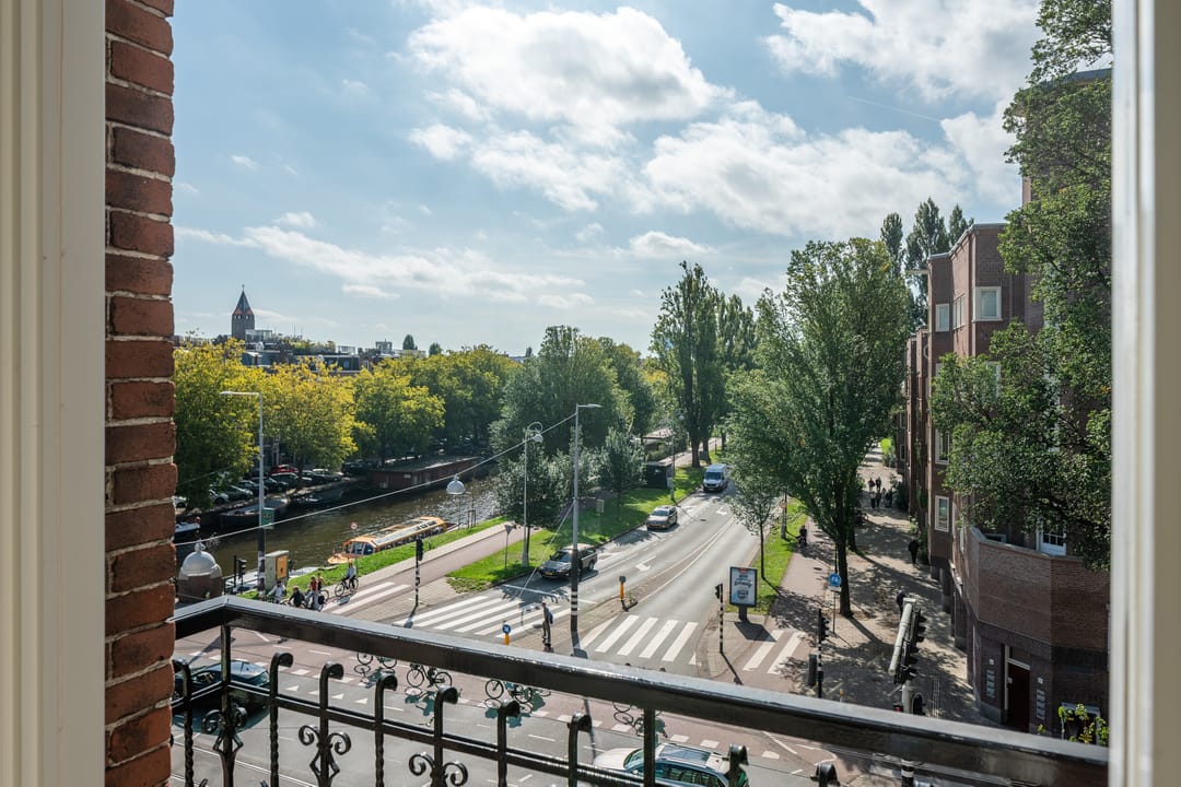 Photo 2 of Roelof Hartstraat 29-3