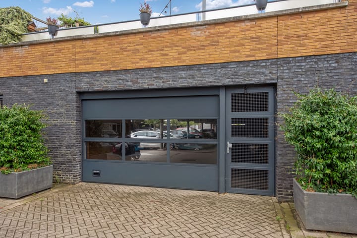 Photo 23 of Glenn Millerstraat 84