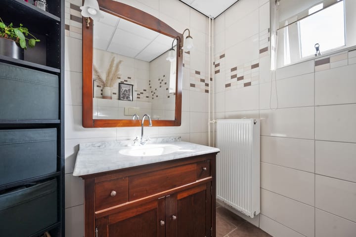 Foto 28 van Langestraat 215