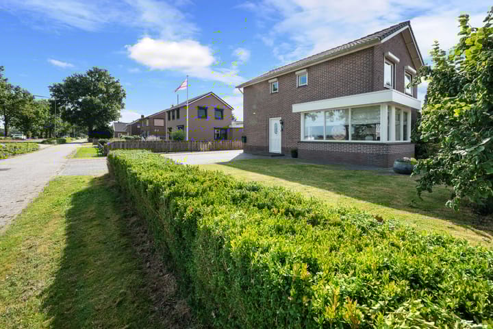 Foto 48 van Langestraat 215