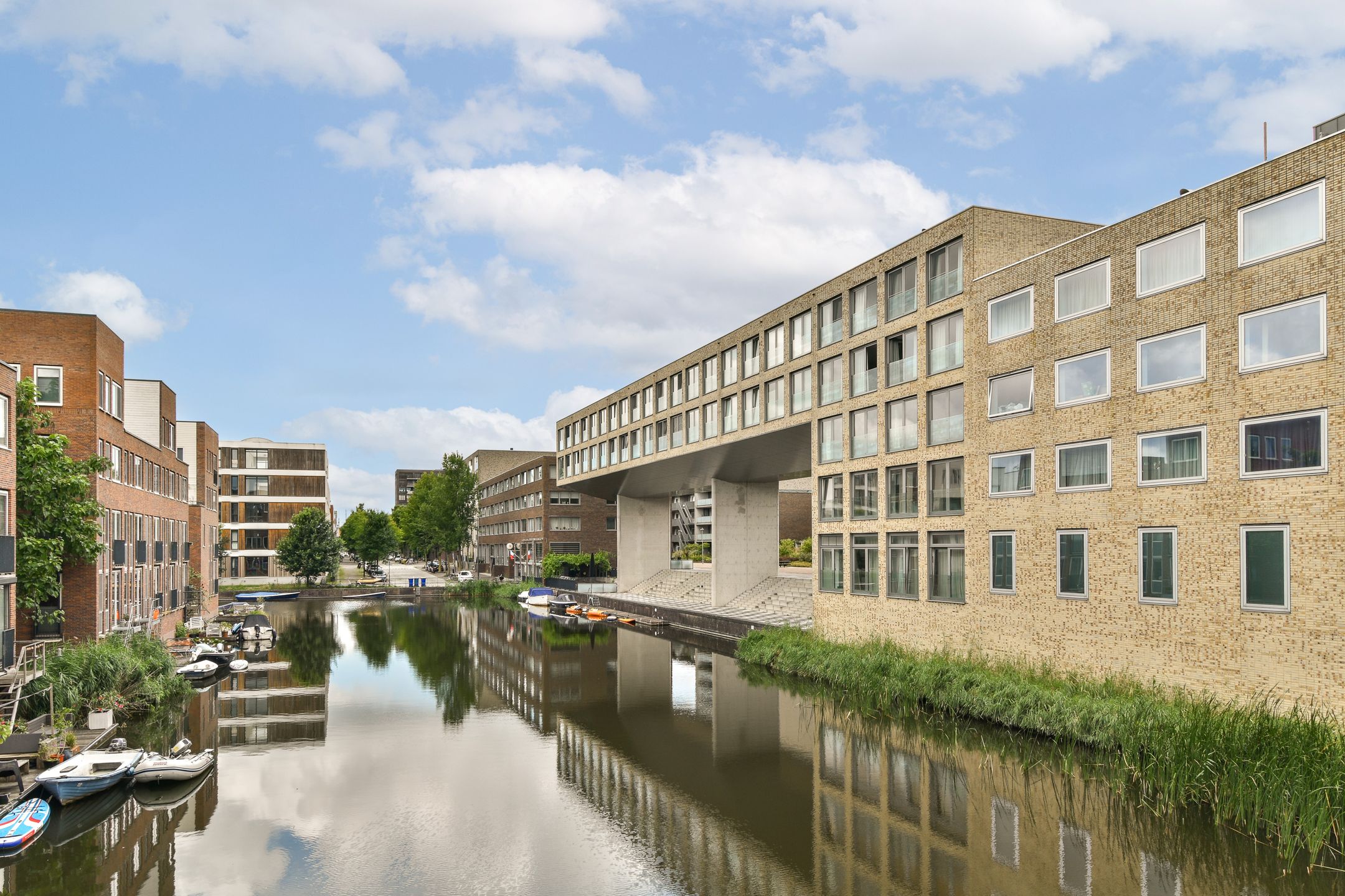 Bert Haanstrahof, 14, Amsterdam, 1087DL, Noord-Holland, Nederland 14 