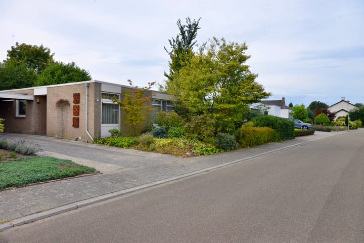 Foto 36 van dokter E.Verstraelenstraat 12