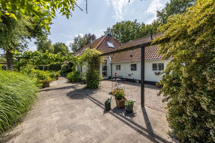 Photo 14 of 8e Wijk 8