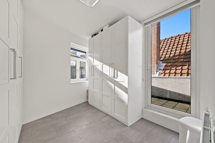 Foto 15 van Moerkerkestraat 4-D