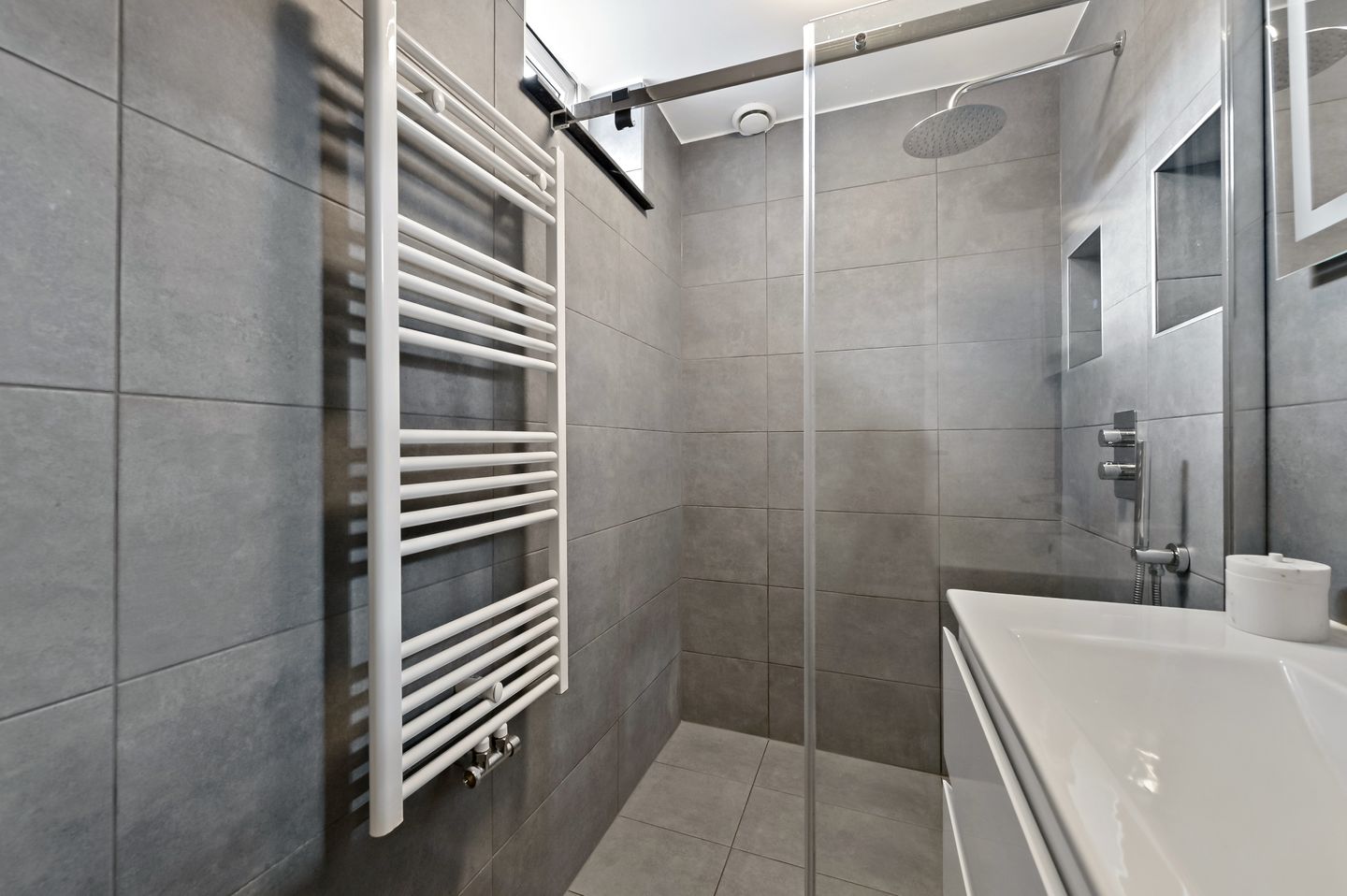 Foto 19 van Moerkerkestraat 4-D