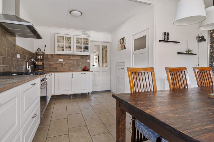 Foto 28 van Klapsterweg 18