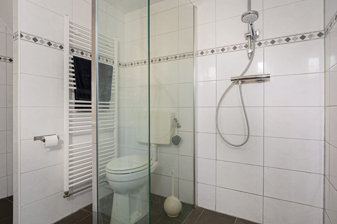 Foto 38 van Klapsterweg 18