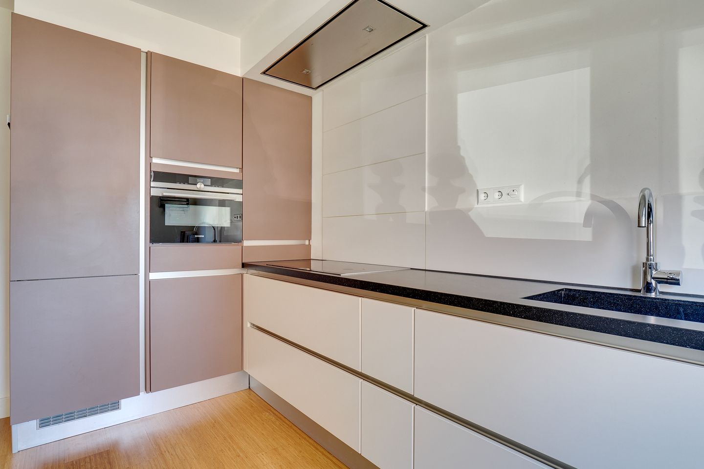 Foto 10 van Tramstraat 11