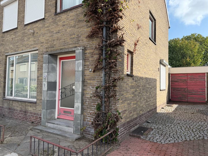 Foto 2 van Sint Servatiusweg 65