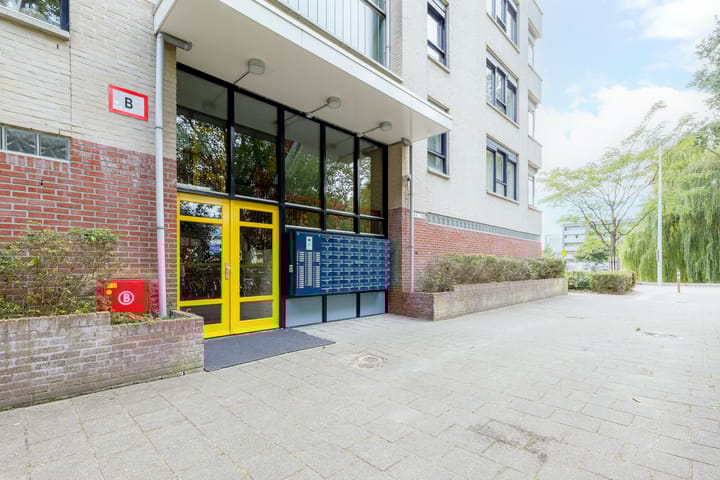 Foto 4 van Linschotensingel 1-EB