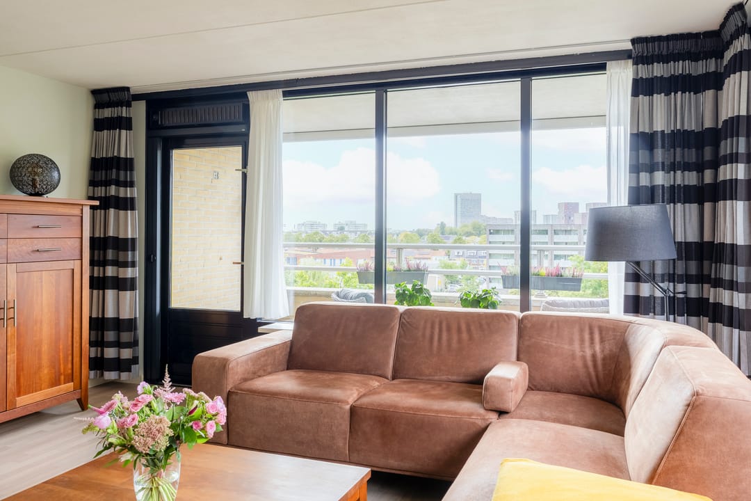 Foto 11 van Linschotensingel 1-EB