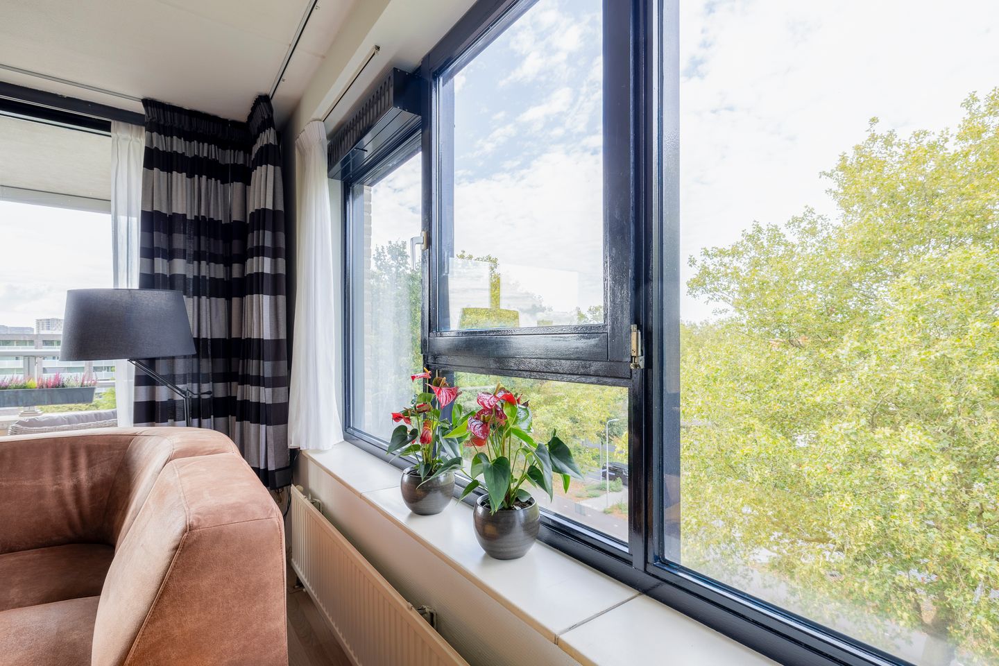 Foto 19 van Linschotensingel 1-EB